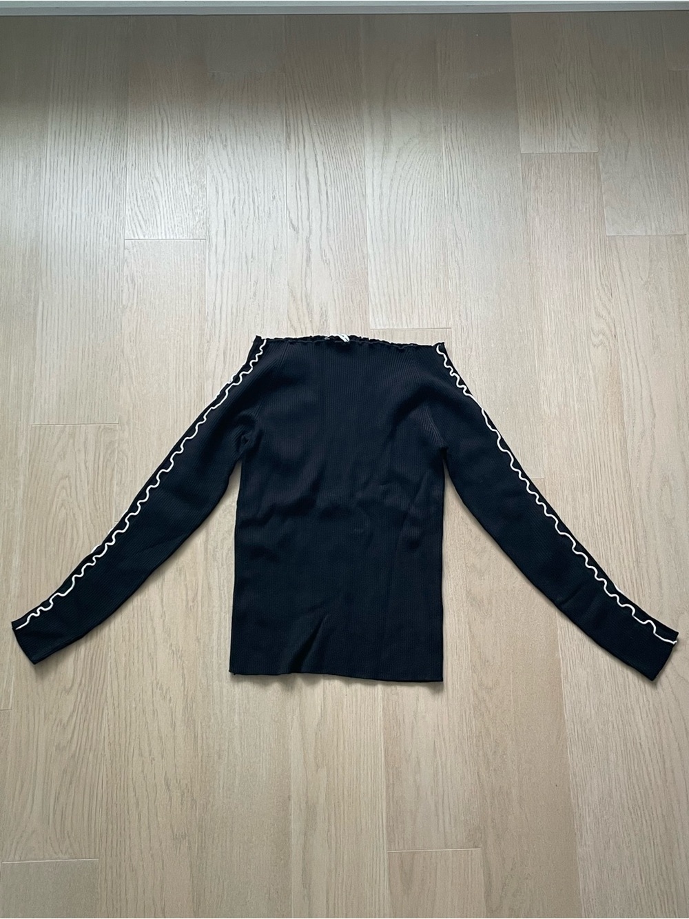 Zara Black Long-Sleeve Ribbed Top with White Scalloped Trim
